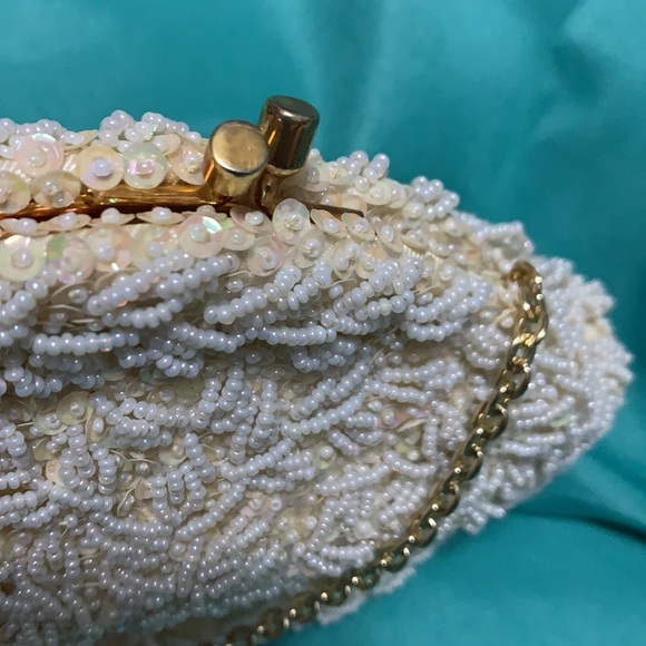 Vintage Beaded Handbag - Picture 2 of 6